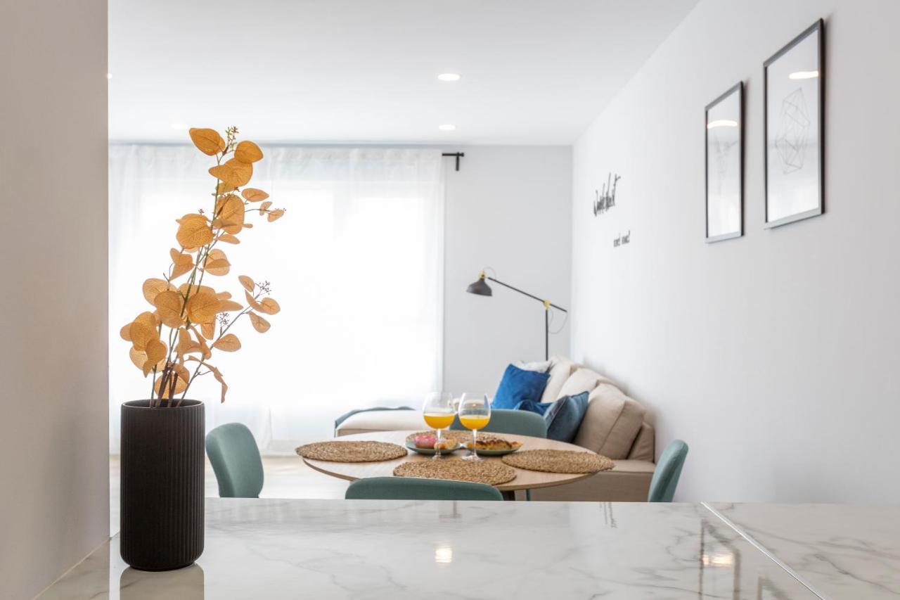 Fabuloso Apartamento Nuevo Con Parking Y Piscina Malaga Exterior photo